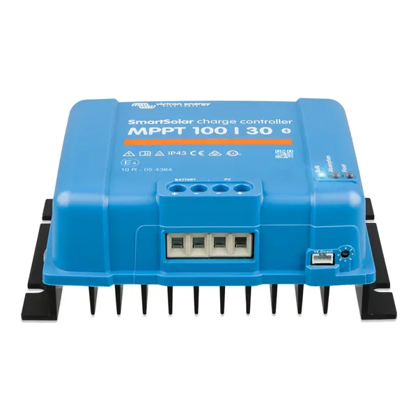 Victron SmartSolar MPPT 100/30, front view